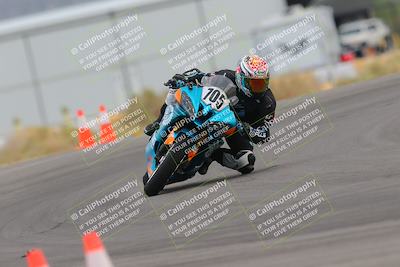 media/Sep-10-2023-SoCal Trackdays (Sun) [[6b4faecef6]]/Turn 16 (9am)/